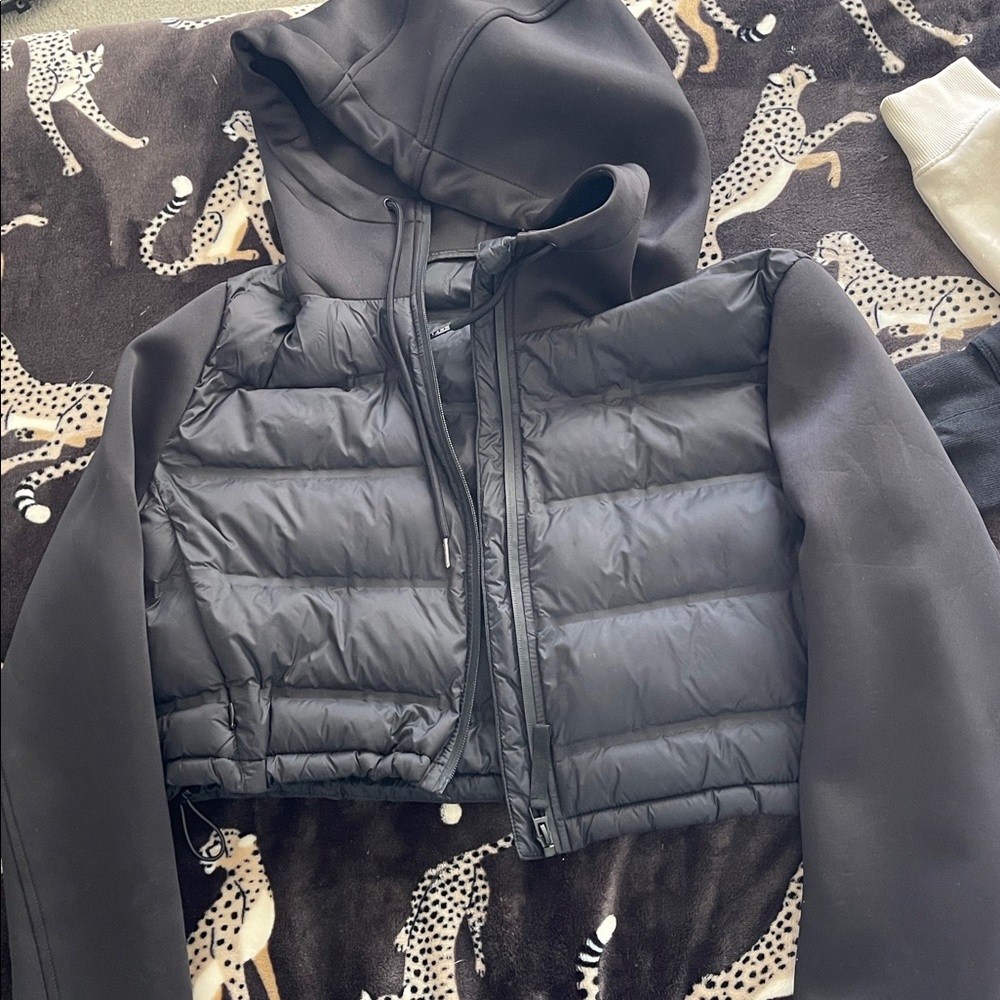Zara Black Cropped Puffer Hoodie Jacket